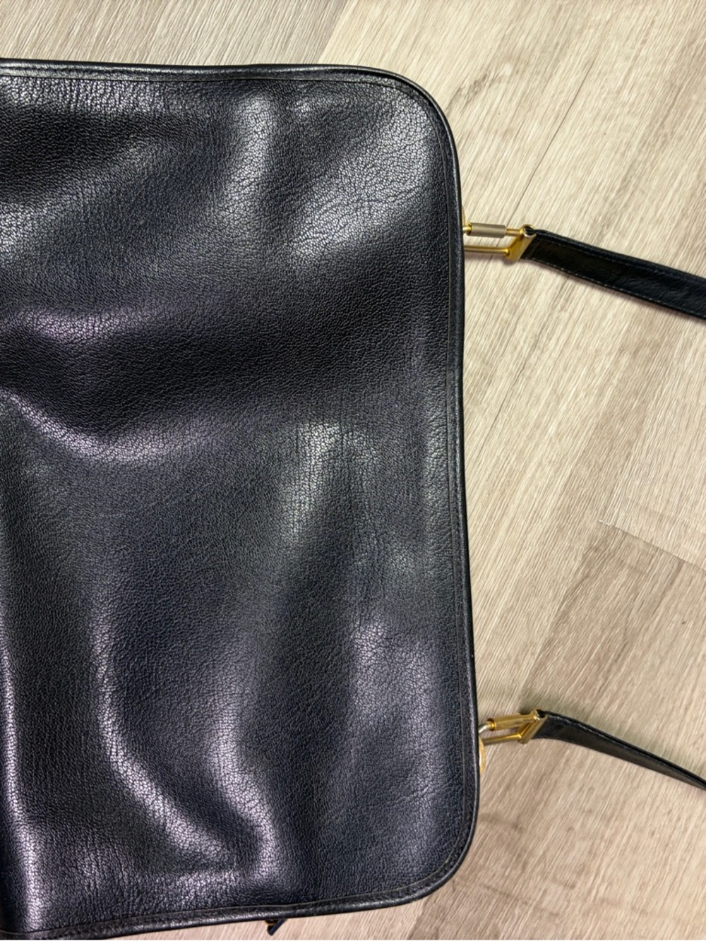 Vintage Cristian Dior Bag with Gold Hardware - Picture 4 of 7